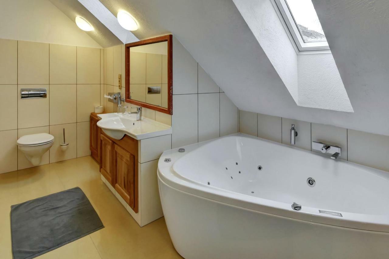 Zamecka Fortovna Obora - Forester House Kaznejov Buitenkant foto