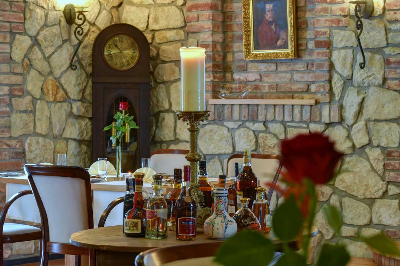 Zamecka Fortovna Obora - Forester House Kaznejov Buitenkant foto